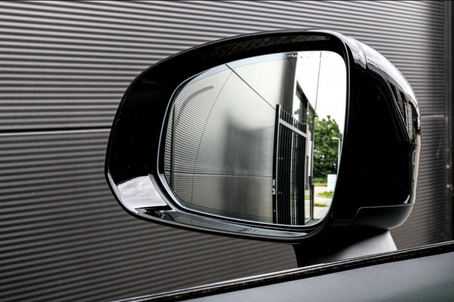 Volvo XC90 2.0 T8 PLUS DARK - PANO - HARMAN KARDON - 21 INCH