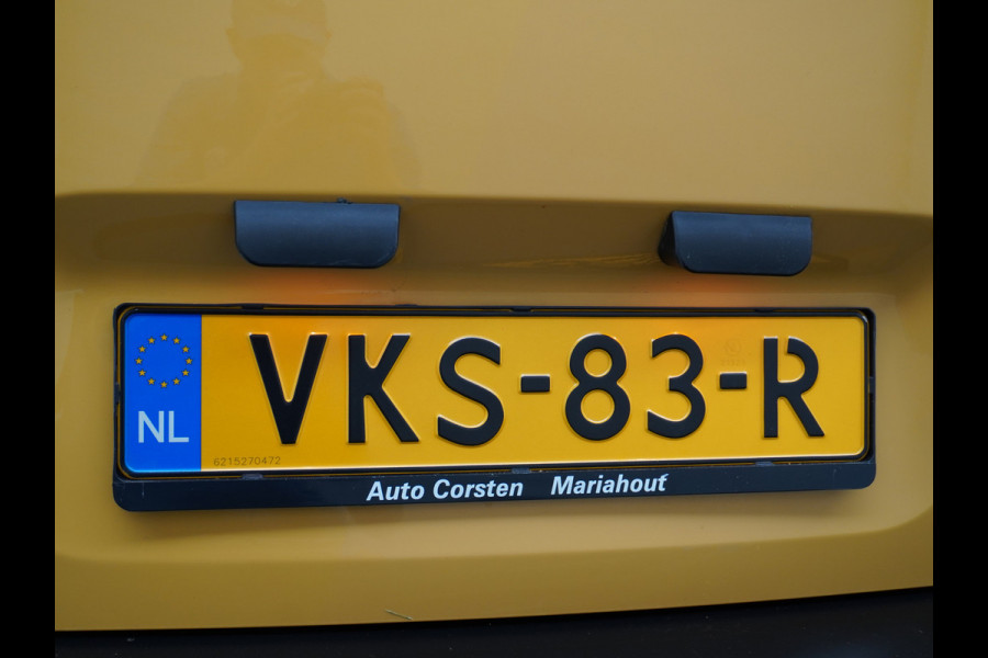 Opel Combo 1.5D L1H1 Edition 9x Op voorraad! 3-Pers. Airco Cruise-Contr. Bluetooth Elektr.ramen Elektr.spiegels+Verwarmd Centr.Vergr+ab. Schuifdeur Betonplex vloer Lat om Lat betimmering Allesdragers  3 zit