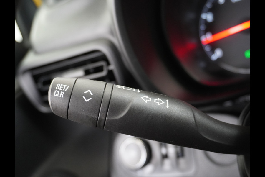 Opel Combo 1.5D L1H1 Edition 9x Op voorraad! 3-Pers. Airco Cruise-Contr. Bluetooth Elektr.ramen Elektr.spiegels+Verwarmd Centr.Vergr+ab. Schuifdeur Betonplex vloer Lat om Lat betimmering Allesdragers  3 zit