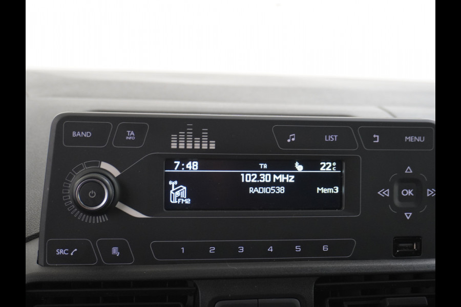 Opel Combo 1.5D L1H1 Edition 9x Op voorraad! 3-Pers. Airco Cruise-Contr. Bluetooth Elektr.ramen Elektr.spiegels+Verwarmd Centr.Vergr+ab. Schuifdeur Betonplex vloer Lat om Lat betimmering Allesdragers  3 zit