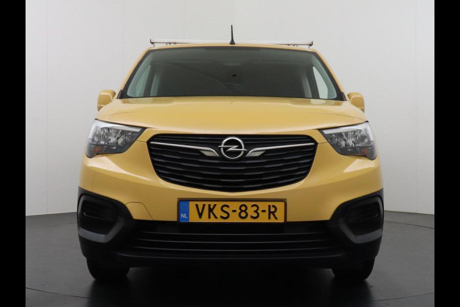 Opel Combo 1.5D L1H1 Edition 9x Op voorraad! 3-Pers. Airco Cruise-Contr. Bluetooth Elektr.ramen Elektr.spiegels+Verwarmd Centr.Vergr+ab. Schuifdeur Betonplex vloer Lat om Lat betimmering Allesdragers  3 zit