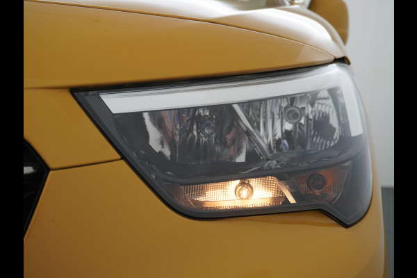 Opel Combo 1.5CDTI 9x Op voorraad! 3-Persoons Airco Cruise Control Bluetooth Elektr.ramen Elektr.spiegels+Verwarmd Centr.Vergr+ab. L1H1 Edi Schuifdeur Betonplex vloer Lat om Lat betimmering Origin. NLse auto, van binnen en buiten een Keurige Combo!