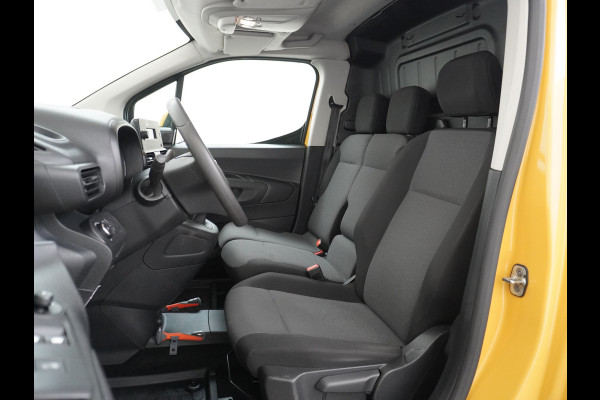 Opel Combo 1.5CDTI 9x Op voorraad! 3-Persoons Airco Cruise Control Bluetooth Elektr.ramen Elektr.spiegels+Verwarmd Centr.Vergr+ab. L1H1 Edi Schuifdeur Betonplex vloer Lat om Lat betimmering Origin. NLse auto, van binnen en buiten een Keurige Combo!