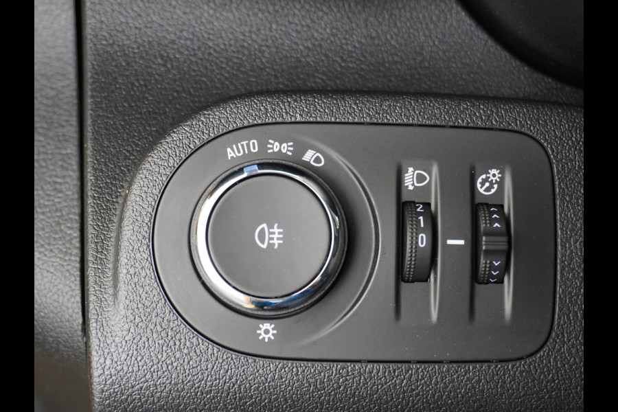 Opel Combo 1.5CDTI 9x Op voorraad! 3-Persoons Airco Cruise Control Bluetooth Elektr.ramen Elektr.spiegels+Verwarmd Centr.Vergr+ab. L1H1 Edi Schuifdeur Betonplex vloer Lat om Lat betimmering Origin. NLse auto, van binnen en buiten een Keurige Combo!