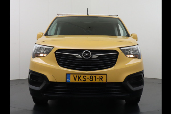 Opel Combo 1.5CDTI 9x Op voorraad! 3-Persoons Airco Cruise Control Bluetooth Elektr.ramen Elektr.spiegels+Verwarmd Centr.Vergr+ab. L1H1 Edi Schuifdeur Betonplex vloer Lat om Lat betimmering Origin. NLse auto, van binnen en buiten een Keurige Combo!