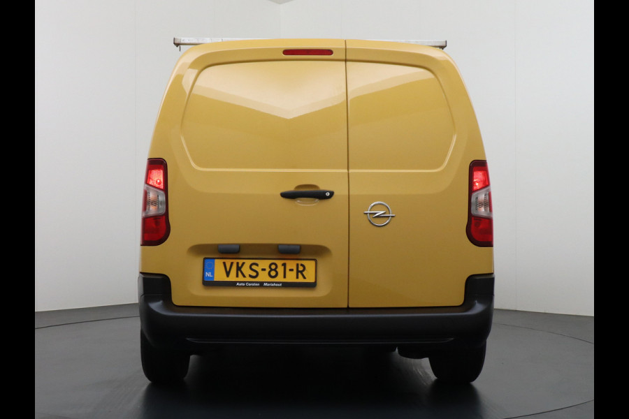 Opel Combo 1.5CDTI 9x Op voorraad! 3-Persoons Airco Cruise Control Bluetooth Elektr.ramen Elektr.spiegels+Verwarmd Centr.Vergr+ab. L1H1 Edi Schuifdeur Betonplex vloer Lat om Lat betimmering Origin. NLse auto, van binnen en buiten een Keurige Combo!