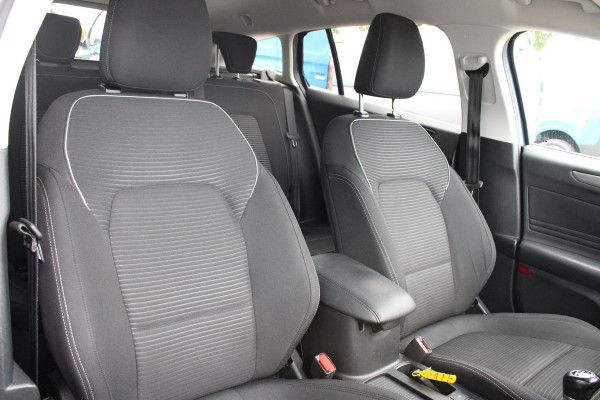 Ford FOCUS Wagon 1.0 EcoBoost Titanium Business | Winterpack | Cruise Control | Navigatie | Climate Control | Camera |
