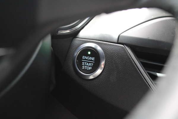 Ford FOCUS Wagon 1.0 EcoBoost Titanium Business | Winterpack | Cruise Control | Navigatie | Climate Control | Camera |