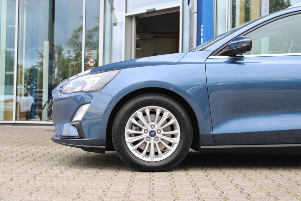 Ford FOCUS Wagon 1.0 EcoBoost Titanium Business | Winterpack | Cruise Control | Navigatie | Climate Control | Camera |