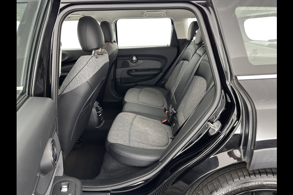 MINI Clubman 1.5 Cooper Chili Aut. *1/2LEATHER | FULL-LED | KEYLESS | NAVI-FULLMAP | SPORT-SEATS | ECC | PDC | CRUISE | 18''ALU*