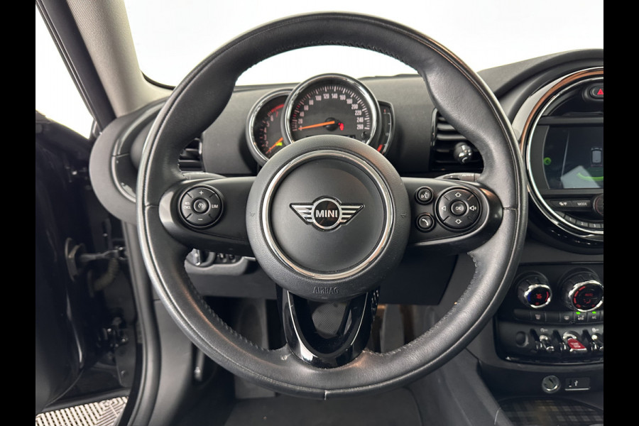 MINI Clubman 1.5 Cooper Chili Aut. *1/2LEATHER | FULL-LED | KEYLESS | NAVI-FULLMAP | SPORT-SEATS | ECC | PDC | CRUISE | 18''ALU*