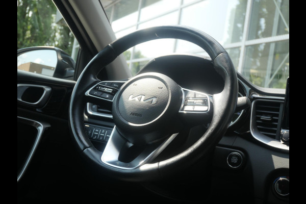 Kia Ceed Sportswagon 1.5 T-GDi DynamicPlusLine | Stoel- en stuurverwarming | Camera | Carplay