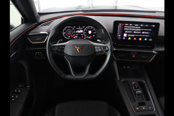 CUPRA Formentor 1.4 e-Hybrid | Leder | Trekhaak | Stoel & stuurverwarming | Carplay | Camera | Memory | Sfeerverlichting | Keyless | Full LED | PHEV