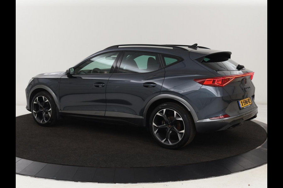 CUPRA Formentor 1.4 e-Hybrid | Leder | Trekhaak | Stoel & stuurverwarming | Carplay | Camera | Memory | Sfeerverlichting | Keyless | Full LED | PHEV