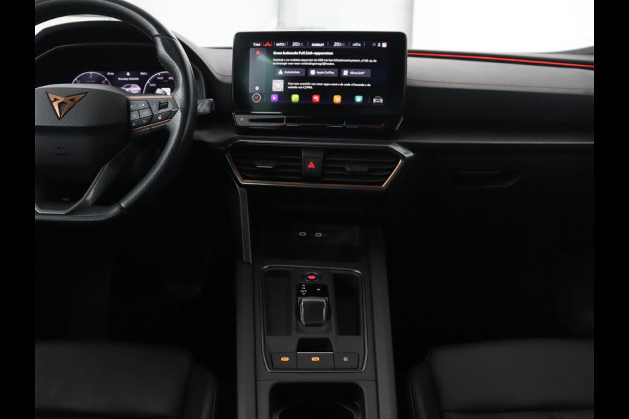 CUPRA Formentor 1.4 e-Hybrid | Leder | Trekhaak | Stoel & stuurverwarming | Carplay | Camera | Memory | Sfeerverlichting | Keyless | Full LED | PHEV