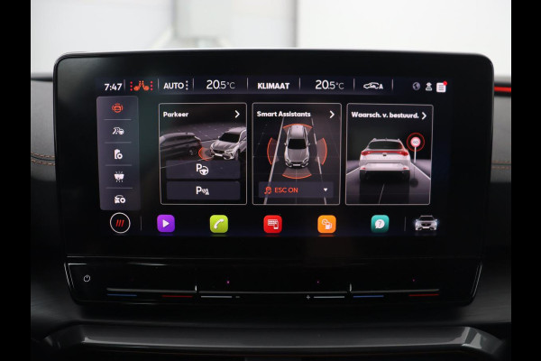 CUPRA Formentor 1.4 e-Hybrid | Leder | Trekhaak | Stoel & stuurverwarming | Carplay | Camera | Memory | Sfeerverlichting | Keyless | Full LED | PHEV