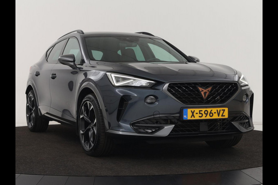 CUPRA Formentor 1.4 e-Hybrid | Leder | Trekhaak | Stoel & stuurverwarming | Carplay | Camera | Memory | Sfeerverlichting | Keyless | Full LED | PHEV