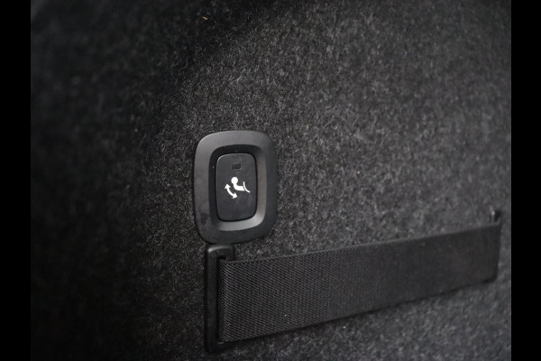 Polestar 2 Long Range Dual Motor Launch Edition 78kWh | Panoramadak | Trekhaak | Stoel & stuurverwarming | 360 camera | Adaptive cruise | Harman/Kardon | Carplay