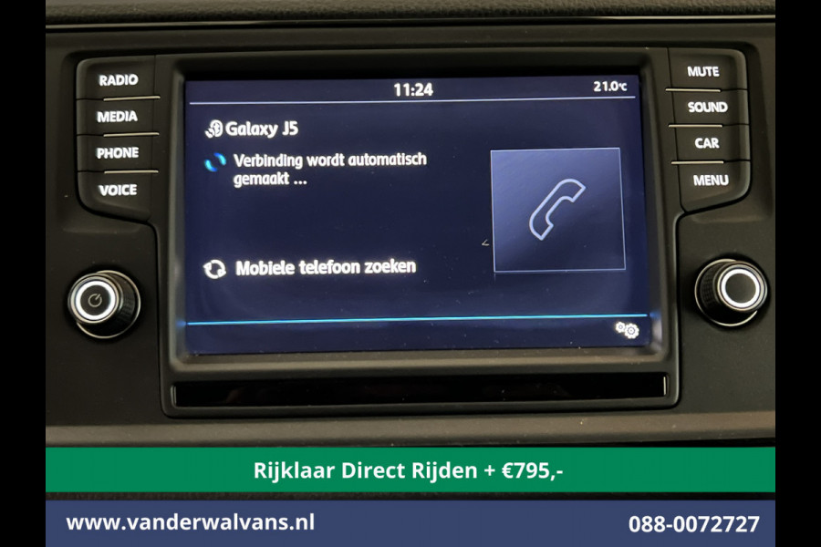 Volkswagen Crafter 2.0 TDI 140 pk L3H3 L2H2 Euro6 *Rijklaar Direct Rijden* Airco | Camera | Apple Carplay | Cruisecontrol Parkeersensoren, Android Auto, Chauffeursstoel, Bijrijdersbank, 3000kg trekvermogen, zilver