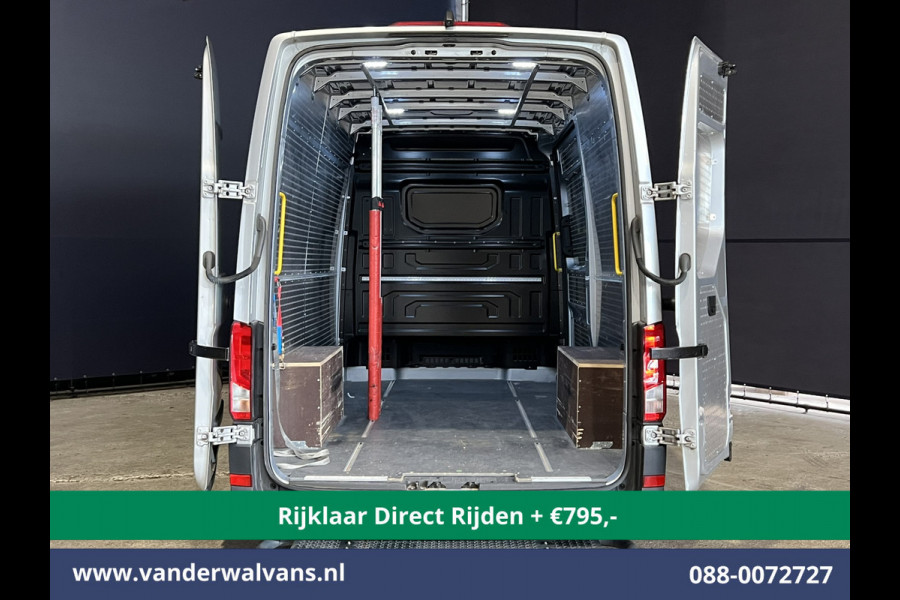 Volkswagen Crafter 2.0 TDI 140 pk L3H3 L2H2 Euro6 *Rijklaar Direct Rijden* Airco | Camera | Apple Carplay | Cruisecontrol Parkeersensoren, Android Auto, Chauffeursstoel, Bijrijdersbank, 3000kg trekvermogen, zilver