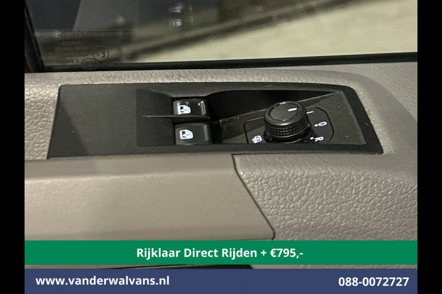 Volkswagen Crafter 2.0 TDI 140 pk L3H3 L2H2 Euro6 *Rijklaar Direct Rijden* Airco | Camera | Apple Carplay | Cruisecontrol Parkeersensoren, Android Auto, Chauffeursstoel, Bijrijdersbank, 3000kg trekvermogen, zilver