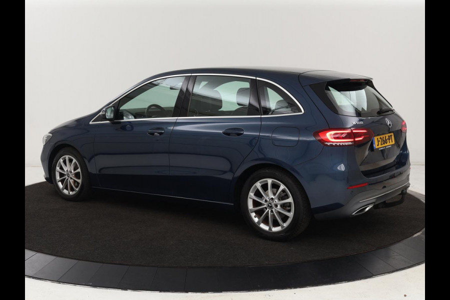 Mercedes-Benz B-Klasse 180 Advantage | Stoelverwarming | Camera | Carplay | Trekhaak | Full LED | Navigatie | Half leder | Climate control | Park Assist
