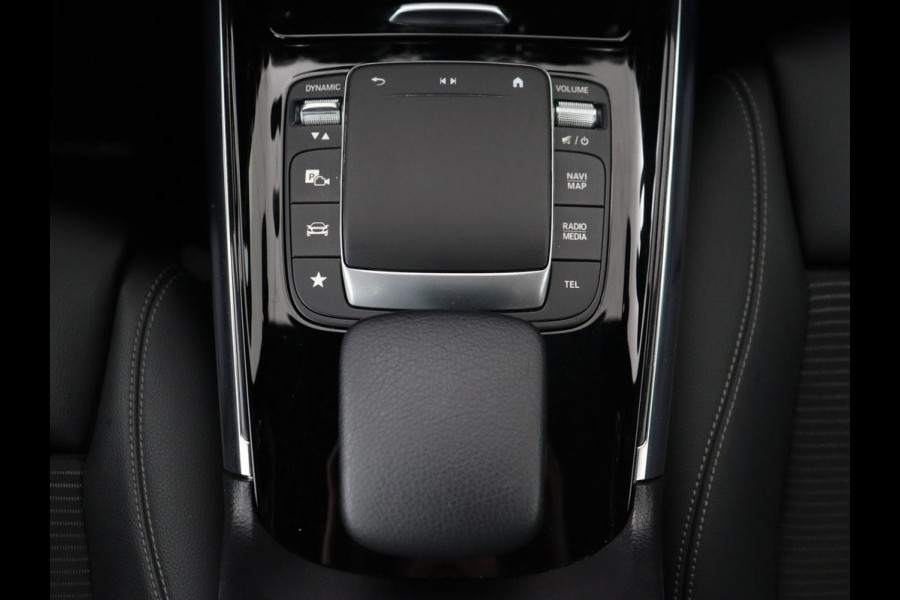 Mercedes-Benz B-Klasse 180 Advantage | Stoelverwarming | Camera | Carplay | Trekhaak | Full LED | Navigatie | Half leder | Climate control | Park Assist
