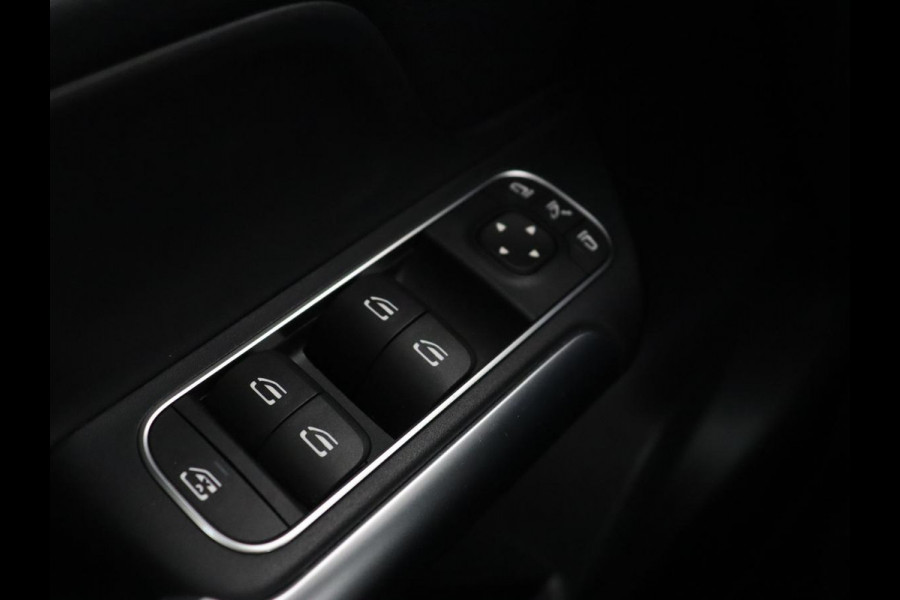Mercedes-Benz B-Klasse 180 Advantage | Stoelverwarming | Camera | Carplay | Trekhaak | Full LED | Navigatie | Half leder | Climate control | Park Assist