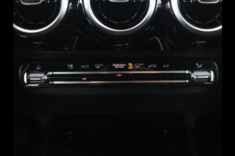 Mercedes-Benz B-Klasse 180 Advantage | Stoelverwarming | Camera | Carplay | Trekhaak | Full LED | Navigatie | Half leder | Climate control | Park Assist