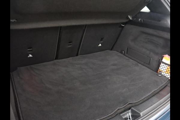 Mercedes-Benz B-Klasse 180 Advantage | Stoelverwarming | Camera | Carplay | Trekhaak | Full LED | Navigatie | Half leder | Climate control | Park Assist