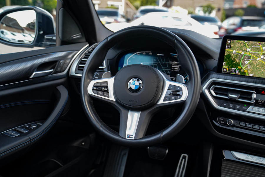 BMW X3 XDrive30e High Executive | Panorama | Driving Assistant | HuD | Harman/Kardon | ACC | Lane Assist | Adaptieve LED | Memory