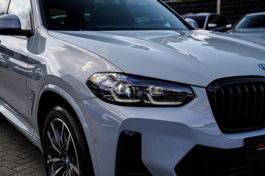 BMW X3 XDrive30e High Executive | Panorama | Driving Assistant | HuD | Harman/Kardon | ACC | Lane Assist | Adaptieve LED | Memory