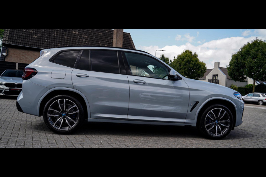 BMW X3 XDrive30e High Executive | Panorama | Driving Assistant | HuD | Harman/Kardon | ACC | Lane Assist | Adaptieve LED | Memory