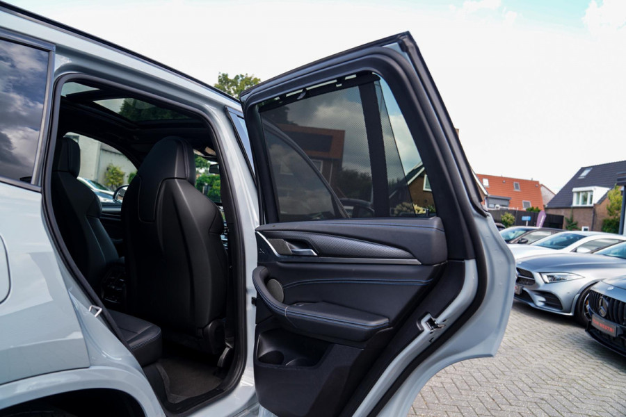 BMW X3 XDrive30e High Executive | Panorama | Driving Assistant | HuD | Harman/Kardon | ACC | Lane Assist | Adaptieve LED | Memory