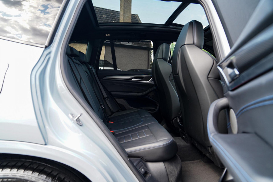 BMW X3 XDrive30e High Executive | Panorama | Driving Assistant | HuD | Harman/Kardon | ACC | Lane Assist | Adaptieve LED | Memory
