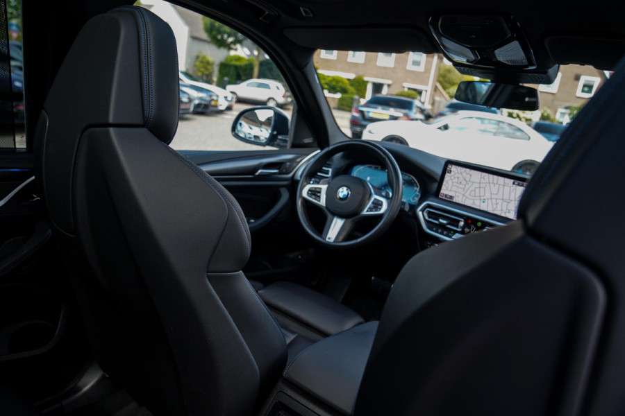 BMW X3 XDrive30e High Executive | Panorama | Driving Assistant | HuD | Harman/Kardon | ACC | Lane Assist | Adaptieve LED | Memory