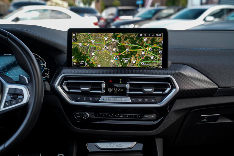 BMW X3 XDrive30e High Executive | Panorama | Driving Assistant | HuD | Harman/Kardon | ACC | Lane Assist | Adaptieve LED | Memory
