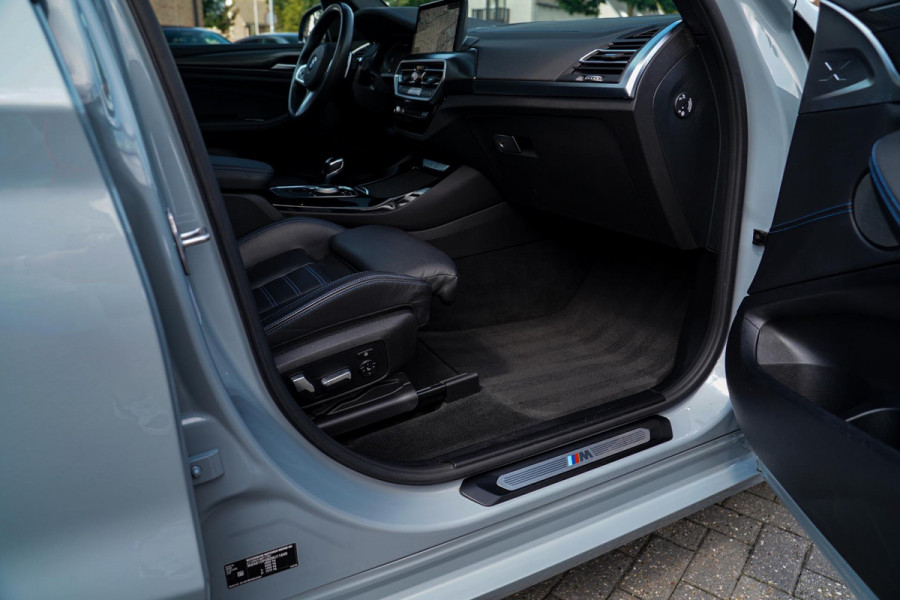 BMW X3 XDrive30e High Executive | Panorama | Driving Assistant | HuD | Harman/Kardon | ACC | Lane Assist | Adaptieve LED | Memory