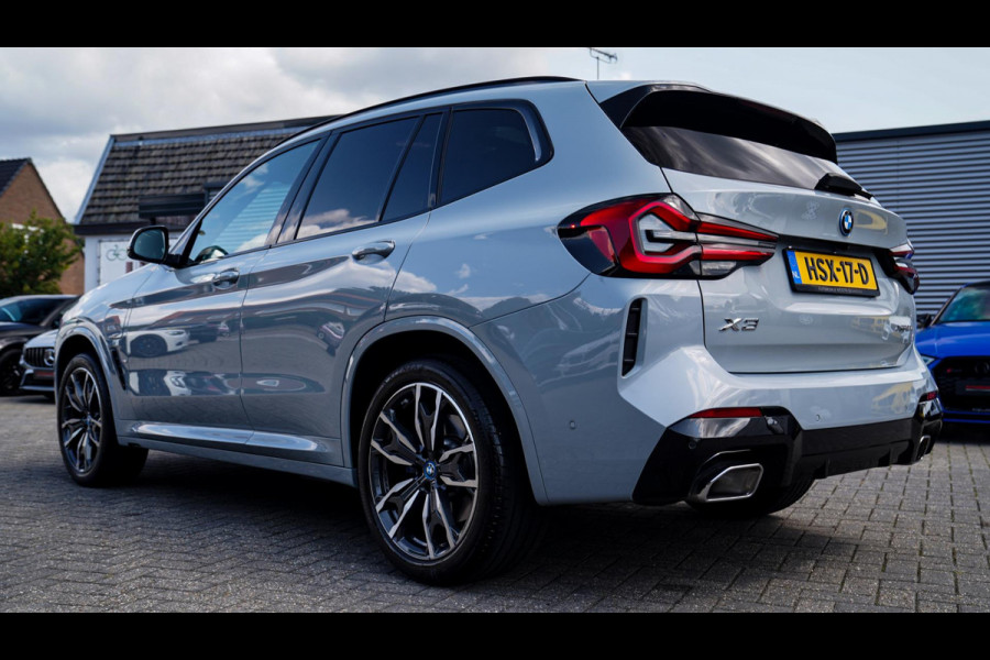 BMW X3 XDrive30e High Executive | Panorama | Driving Assistant | HuD | Harman/Kardon | ACC | Lane Assist | Adaptieve LED | Memory