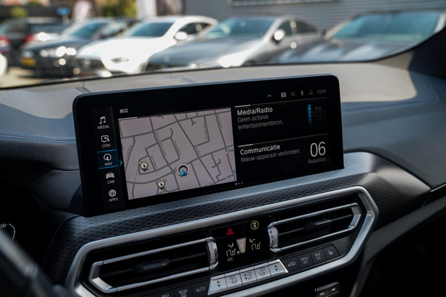 BMW X3 XDrive30e High Executive | Panorama | Driving Assistant | HuD | Harman/Kardon | ACC | Lane Assist | Adaptieve LED | Memory