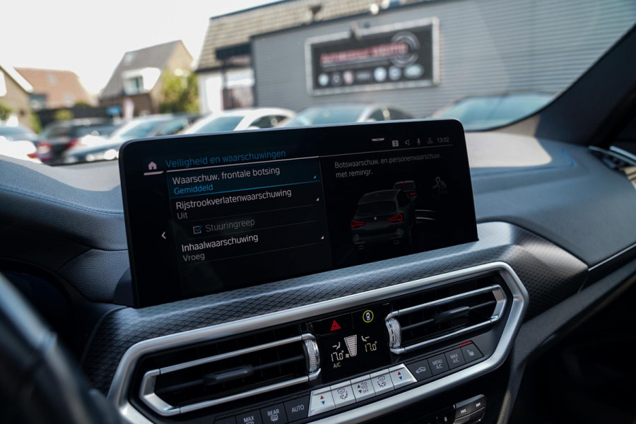 BMW X3 XDrive30e High Executive | Panorama | Driving Assistant | HuD | Harman/Kardon | ACC | Lane Assist | Adaptieve LED | Memory