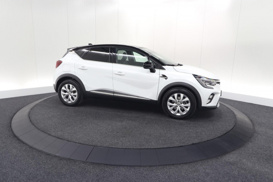 Renault Captur 1.6 E-Tech Plug-in Hybrid 160 Intens | Trekhaak | Camera | Adaptieve Cruise Control | Dodehoekdetectie