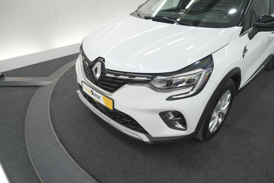 Renault Captur 1.6 E-Tech Plug-in Hybrid 160 Intens | Trekhaak | Camera | Adaptieve Cruise Control | Dodehoekdetectie