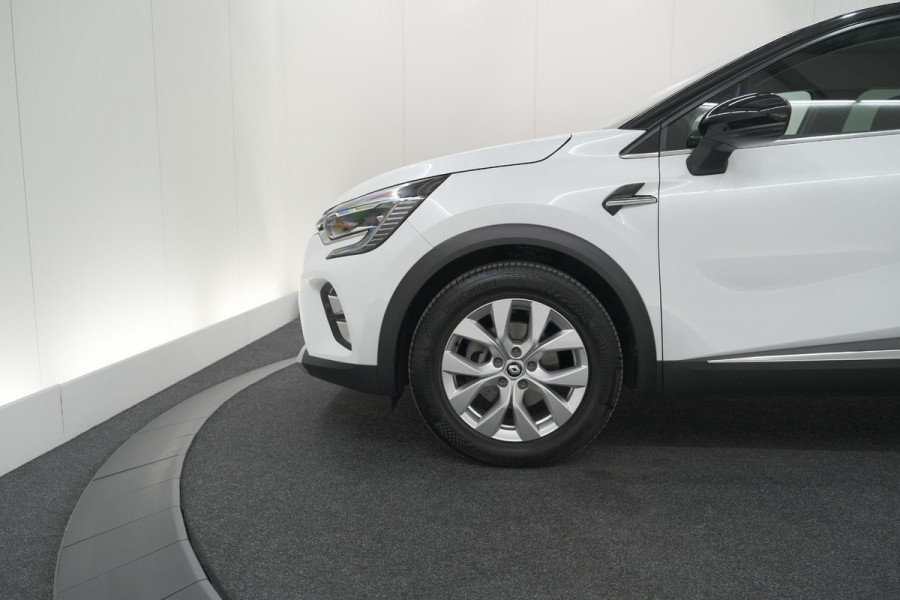 Renault Captur 1.6 E-Tech Plug-in Hybrid 160 Intens | Trekhaak | Camera | Adaptieve Cruise Control | Dodehoekdetectie