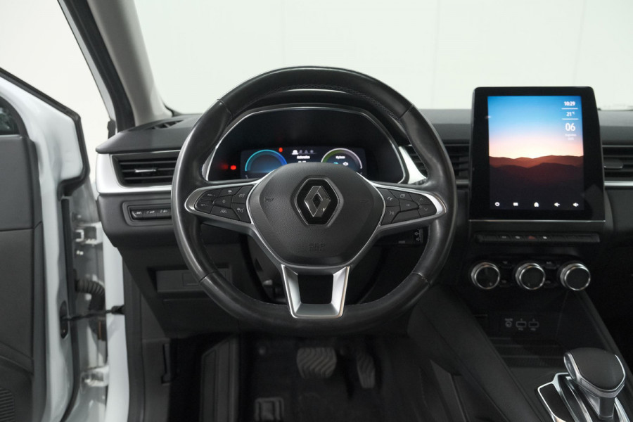 Renault Captur 1.6 E-Tech Plug-in Hybrid 160 Intens | Trekhaak | Camera | Adaptieve Cruise Control | Dodehoekdetectie