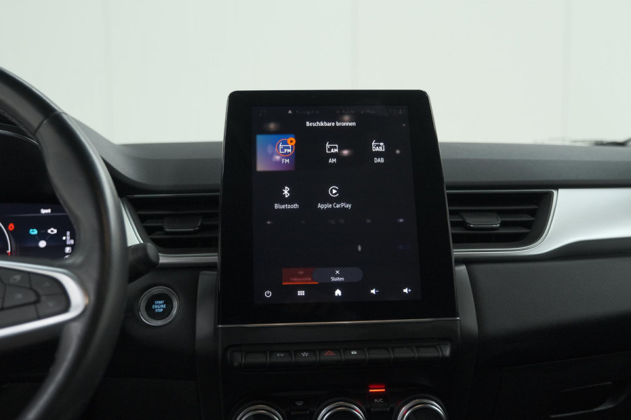 Renault Captur 1.6 E-Tech Plug-in Hybrid 160 Intens | Trekhaak | Camera | Adaptieve Cruise Control | Dodehoekdetectie