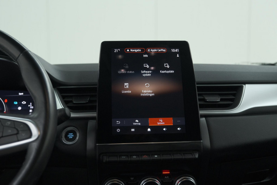 Renault Captur 1.6 E-Tech Plug-in Hybrid 160 Intens | Trekhaak | Camera | Adaptieve Cruise Control | Dodehoekdetectie