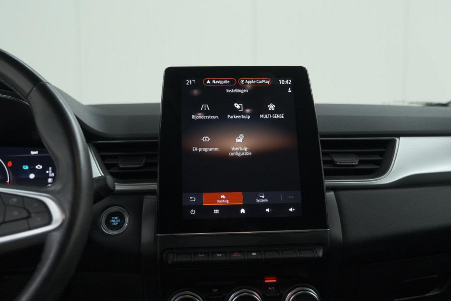 Renault Captur 1.6 E-Tech Plug-in Hybrid 160 Intens | Trekhaak | Camera | Adaptieve Cruise Control | Dodehoekdetectie