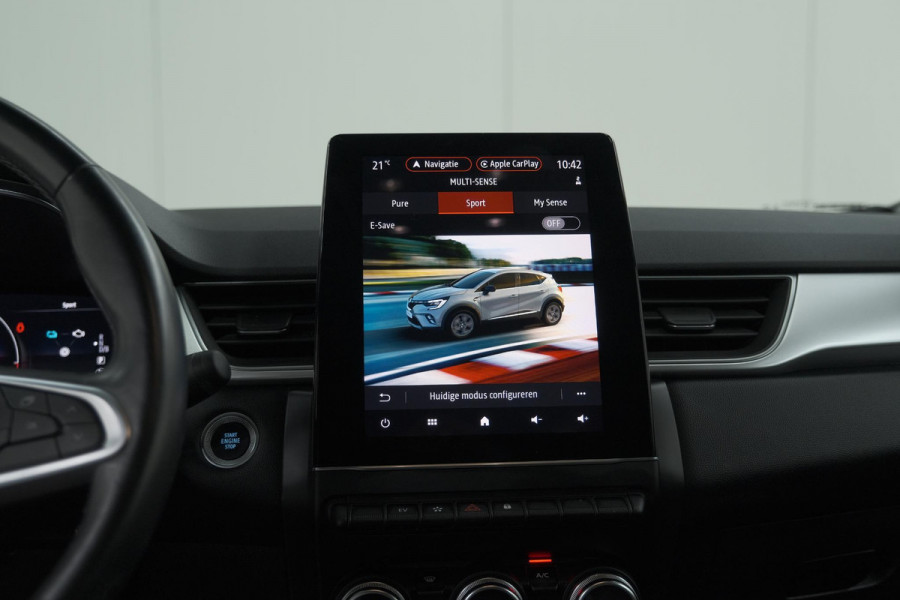 Renault Captur 1.6 E-Tech Plug-in Hybrid 160 Intens | Trekhaak | Camera | Adaptieve Cruise Control | Dodehoekdetectie
