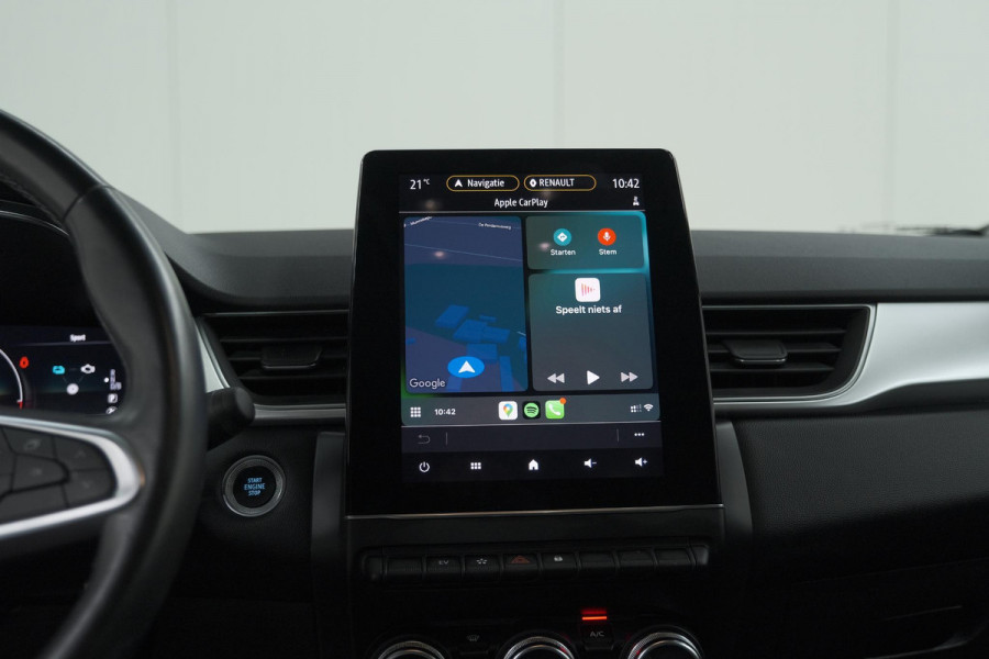 Renault Captur 1.6 E-Tech Plug-in Hybrid 160 Intens | Trekhaak | Camera | Adaptieve Cruise Control | Dodehoekdetectie
